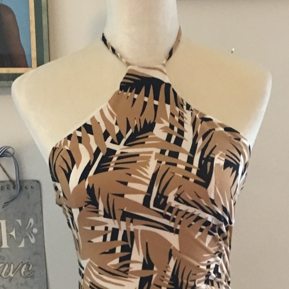 🌷SALE🌷BCBGMaxAzria Halter Bodycon Print Dress XS - Picture 7 of 8